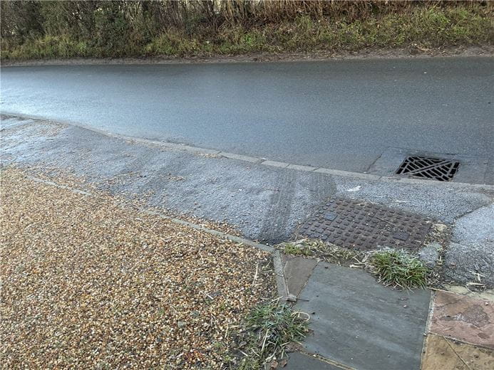 3 bedroom house, Burbage Road, Easton Royal SN9 - Available