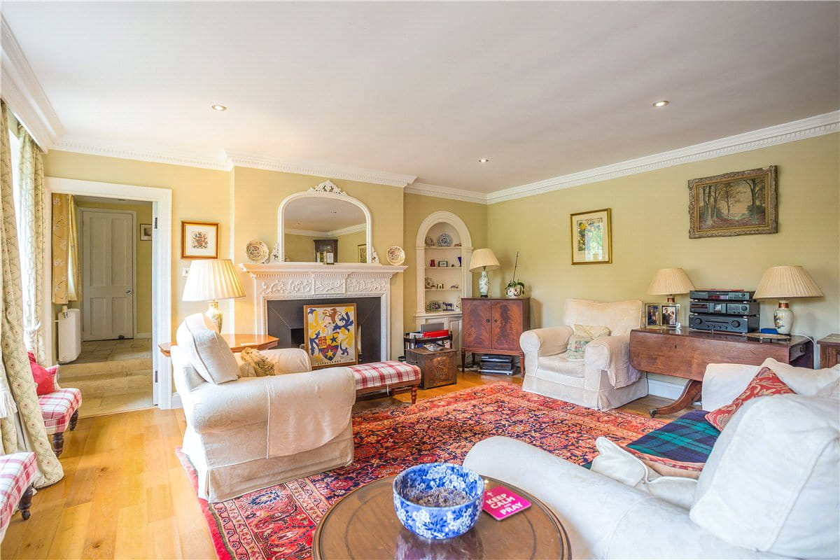 4 bedroom house, Castle Street, Calne SN11 - Available