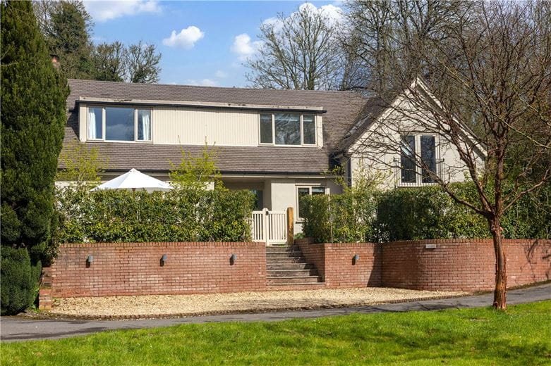 5 bedroom house, Bridge Street, Manton SN8 - Available