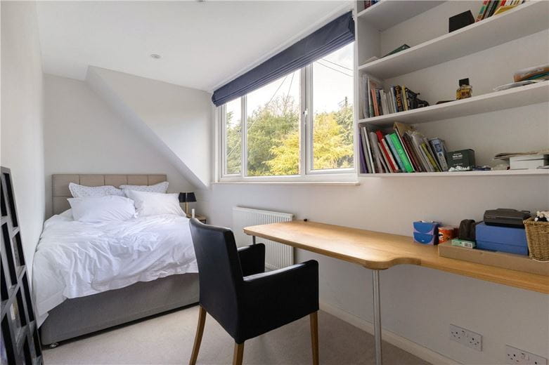 5 bedroom house, Bridge Street, Manton SN8 - Available