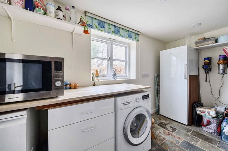 3 bedroom house, Milton Lilbourne, Pewsey SN9 - Available