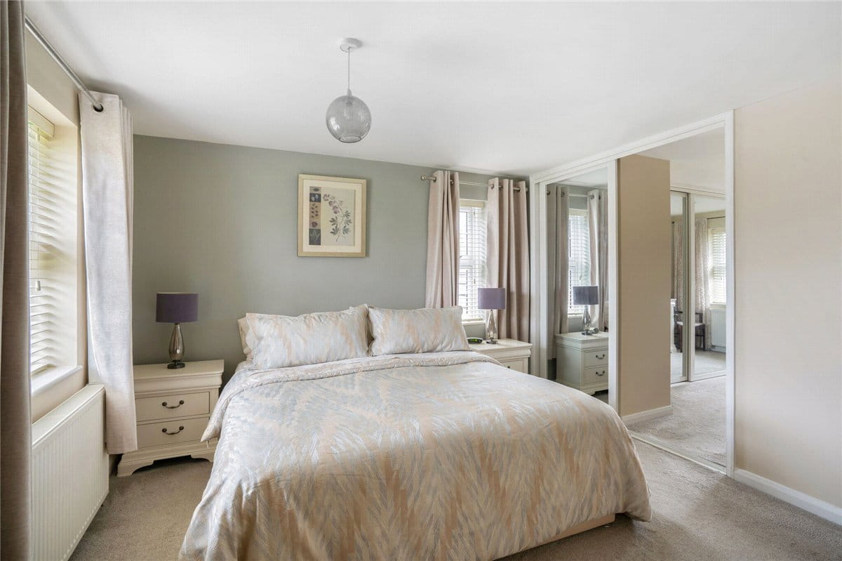 4 bedroom house, Brettingham Gate, Swindon SN3 - Available