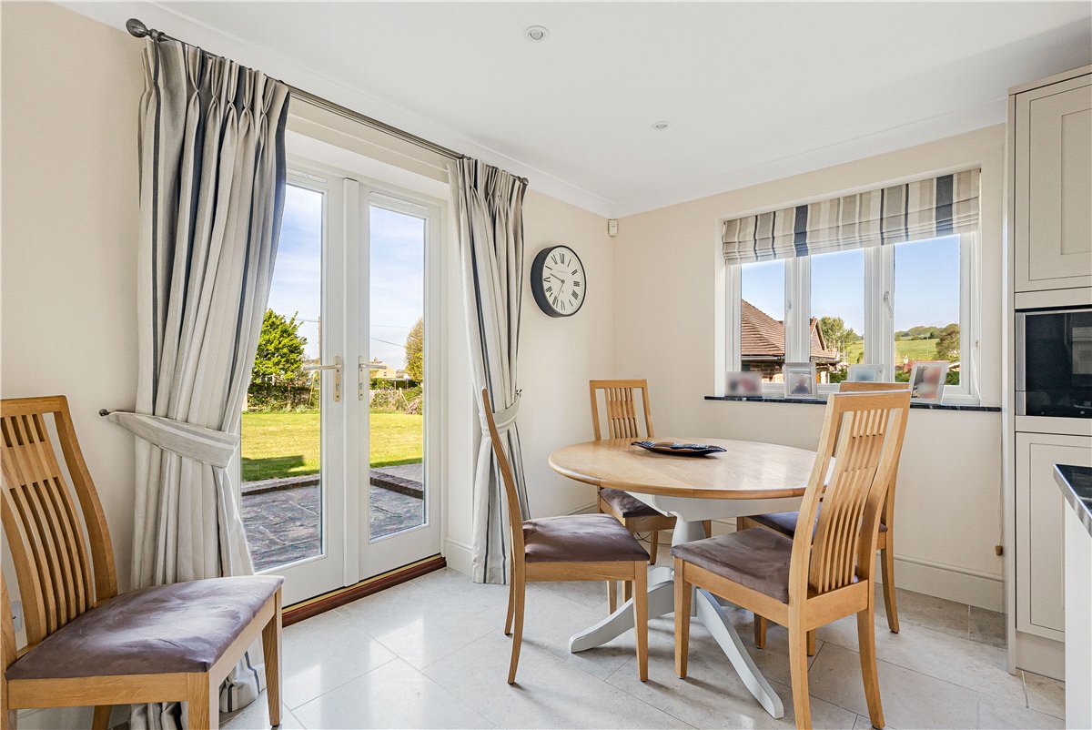 4 bedroom house, Main Road, Cherhill SN11 - Available