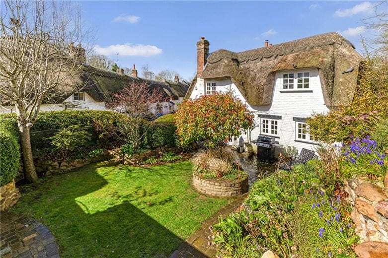 3 bedroom house, The Butts, Aldbourne SN8 - Available
