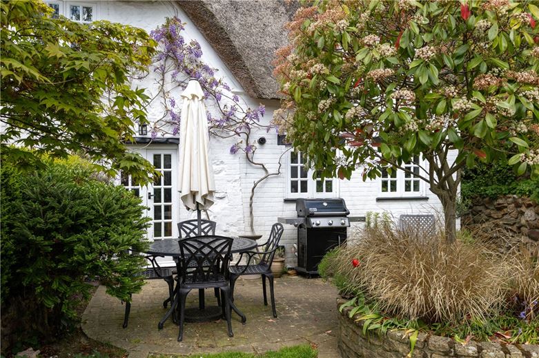 3 bedroom house, The Butts, Aldbourne SN8 - Available