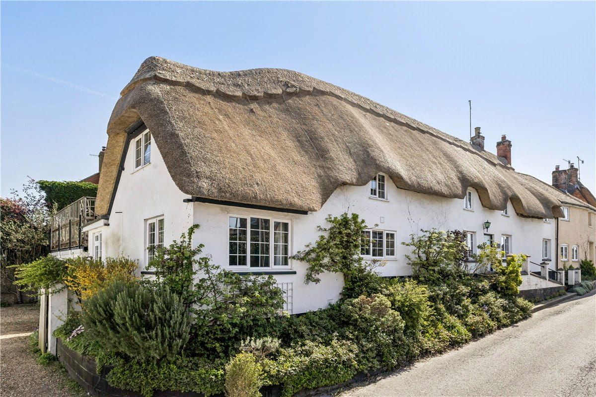 3 bedroom house, Kings Hill, Netheravon SP4 - Available