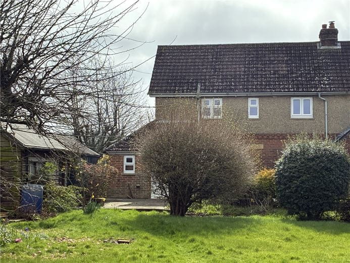 3 bedroom house, Severalls, Ham SN8 - Available