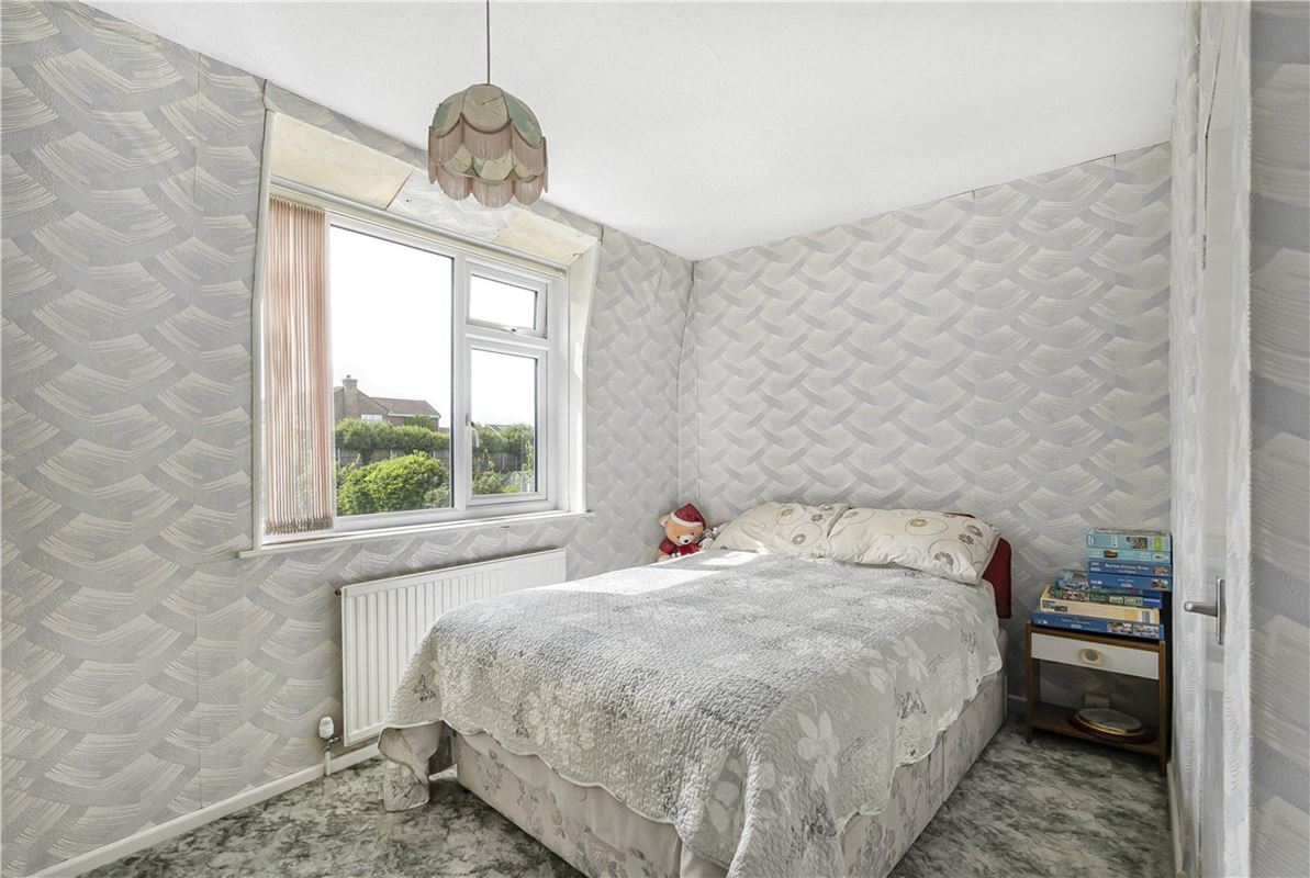 3 bedroom house, Five Stiles Road, Marlborough SN8 - Available