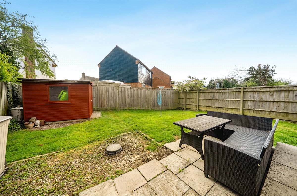 2 bedroom house, Badger Close, Royal Wootton Bassett SN4 - Available