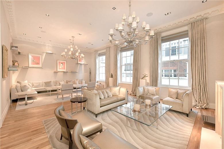 4 bedroom maisonette, Upper Grosvenor Street, Mayfair W1K - Available