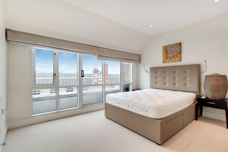 2 bedroom flat, Westchester House, 70-86 Seymour Street W2 - Available