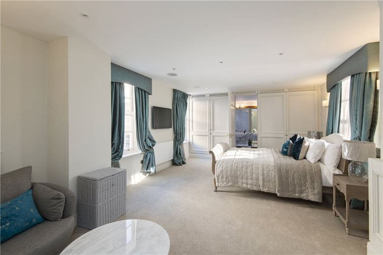 8 bedroom house, Charles Street, Mayfair W1J - Available
