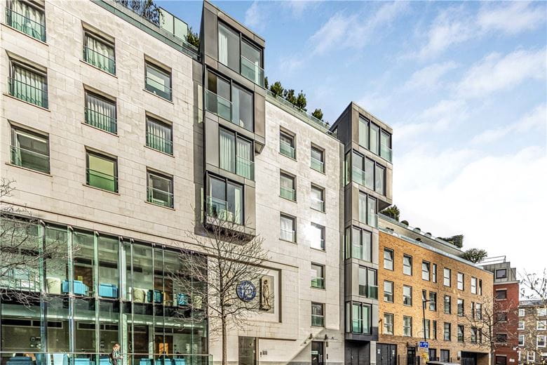 1 bedroom flat, Greenwell Street, Marylebone W1W - Available