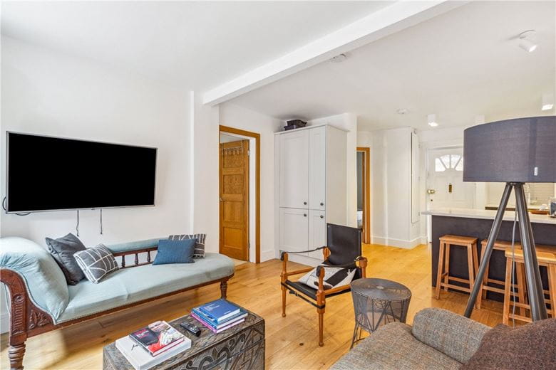 2 bedroom flat, Chiltern Street, London W1U - Sold