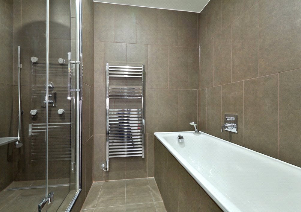 3 bedroom flat, Bolsover Street, Fitzrovia W1W - Available