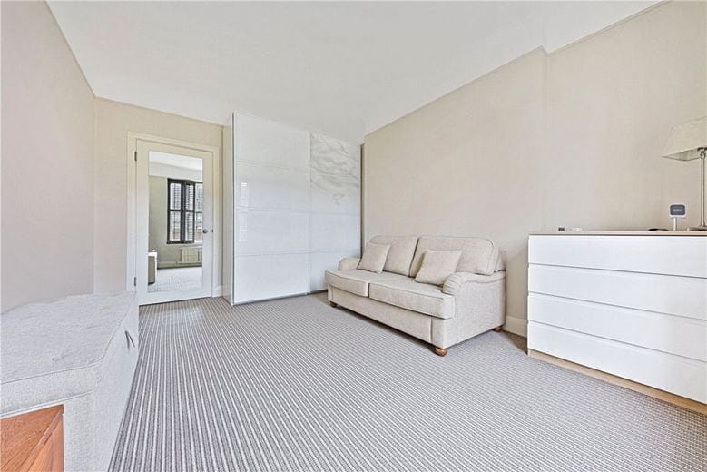 2 bedroom flat, Bryanston Place, Marylebone W1H - Available