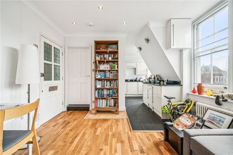 1 bedroom flat, Great Smith Street, London SW1P - Sold STC