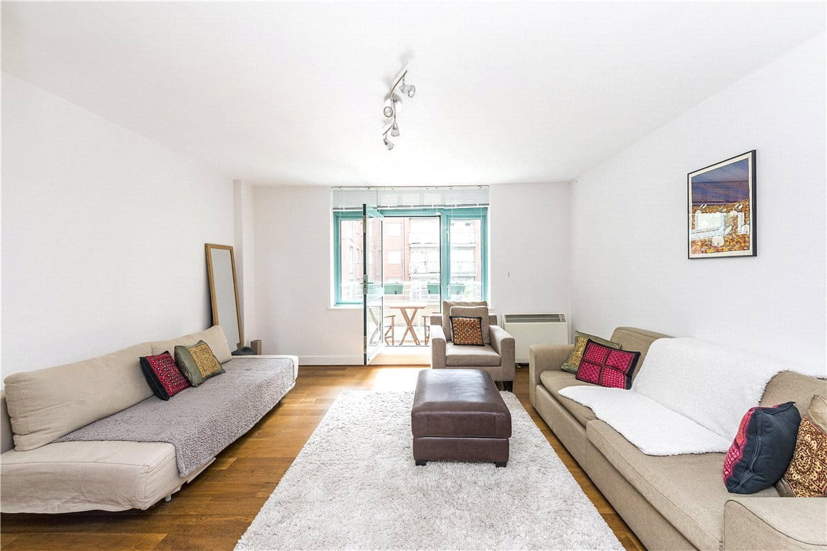 2 bedroom flat, Chapter Street, London SW1P - Available