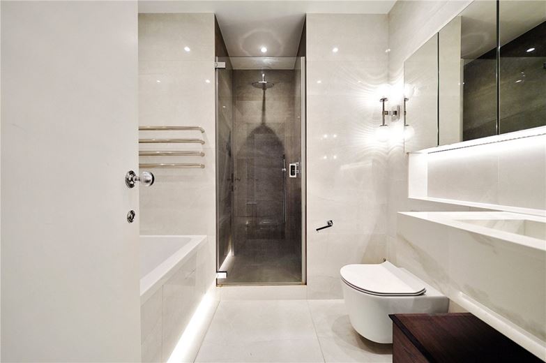 1 bedroom flat, Maddox Street, London W1S - Available