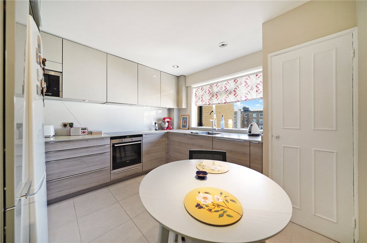3 bedroom flat, Montagu Street, London W1H - Available
