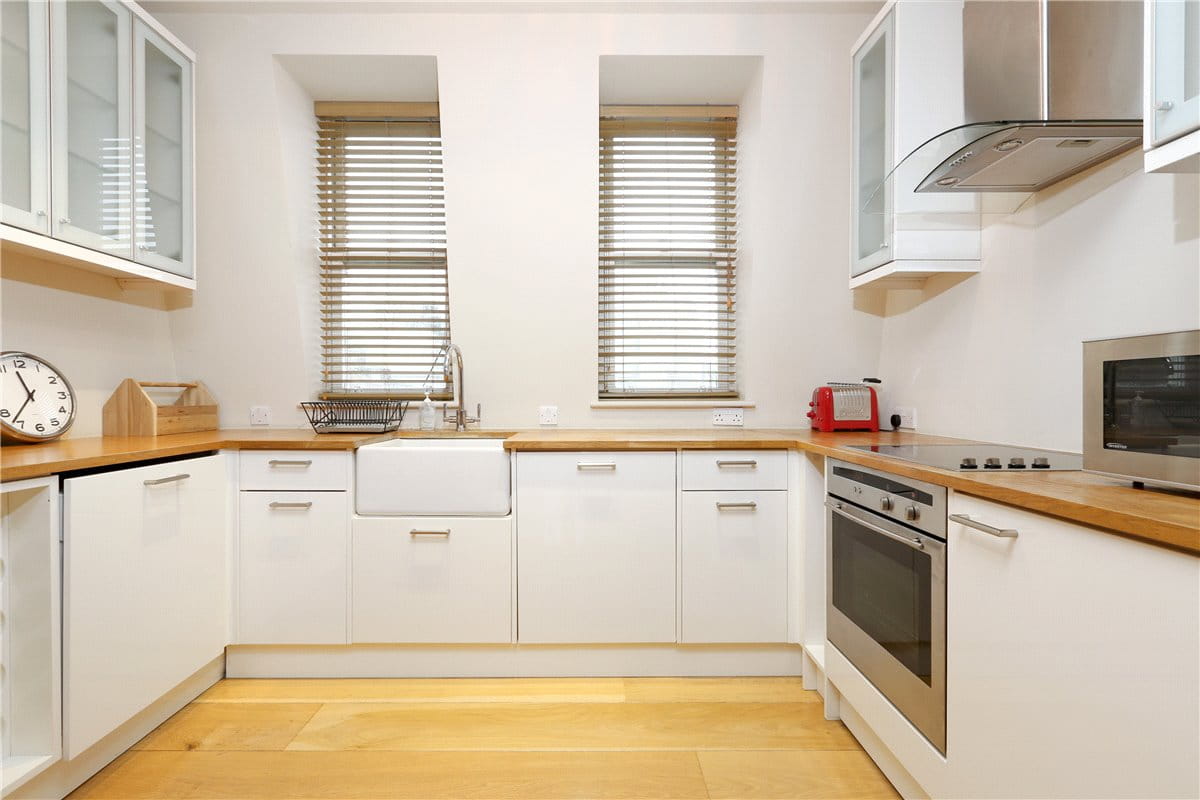 2 bedroom flat, New Cavendish Street, London W1G - Sold