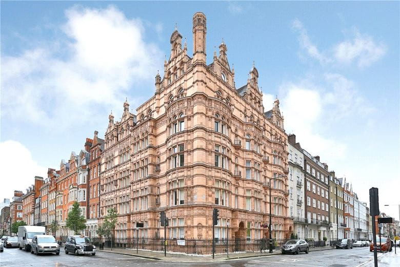 2 bedroom flat, Wimpole Street, London W1G - Sold