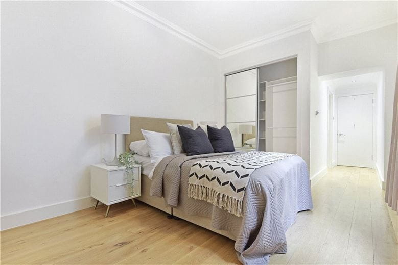 2 bedroom flat, Chiltern Street, Marylebone W1U - Available
