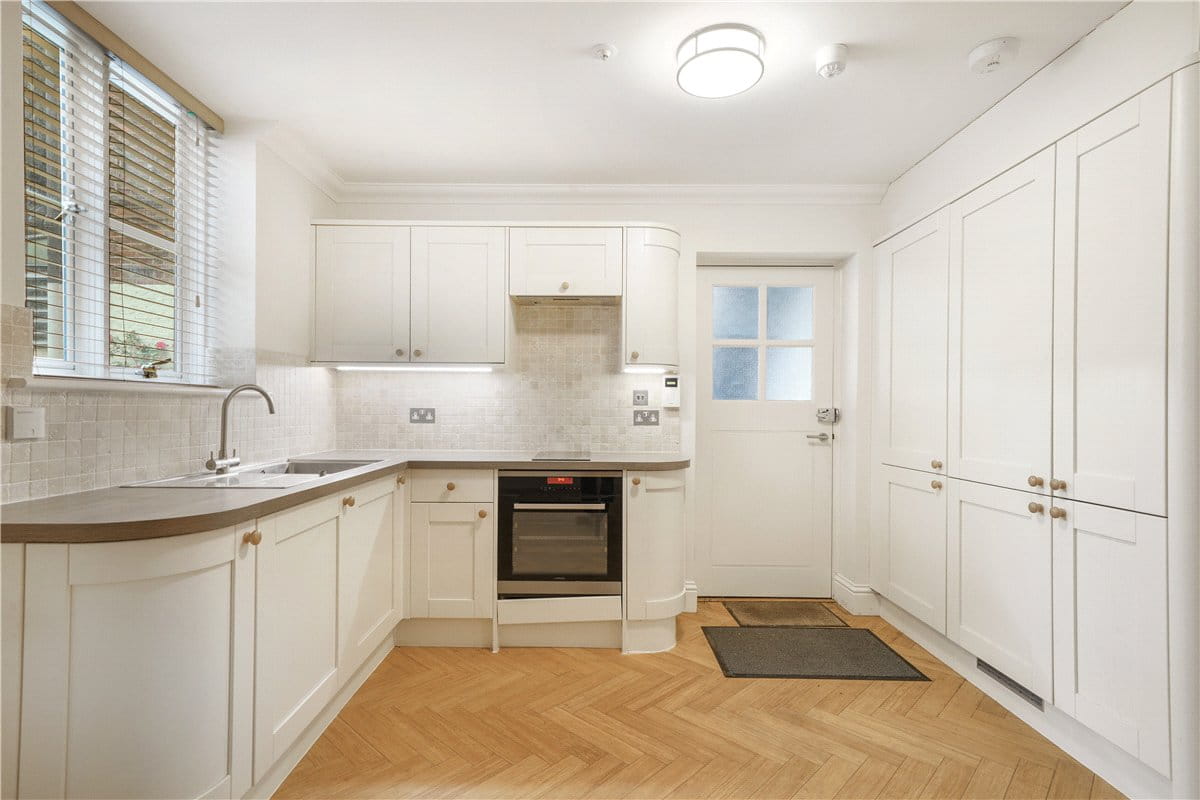 1 bedroom flat, South Audley Street, Mayfair W1K - Available
