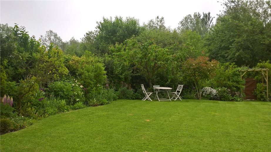 House for sale in Monks Eleigh, The Street, IP7 Suffolk MEL160036