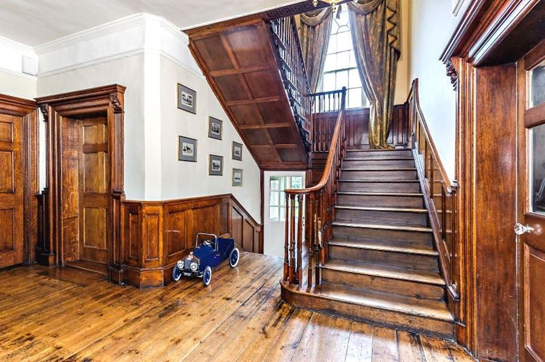 House for sale in Castle Hedingham, King Street, CO9 Suffolk MEL190115