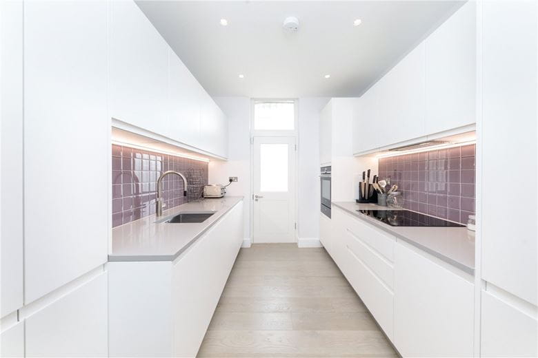 2 bedroom flat, New Cavendish Street, London W1G - Sold