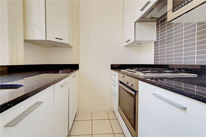 1 bedroom flat, Chesham Place, Belgravia SW1X - Let Agreed