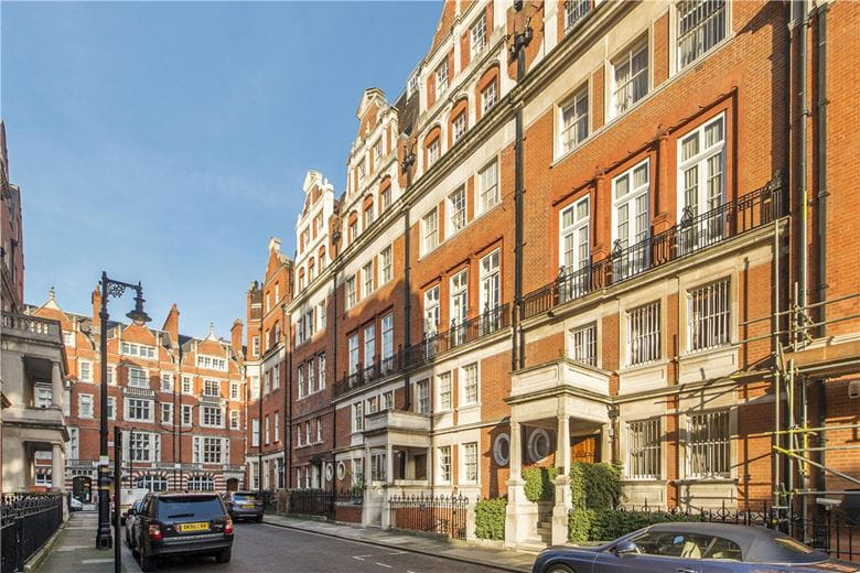 2 bedroom flat, Balfour Place, Mayfair W1K - Available