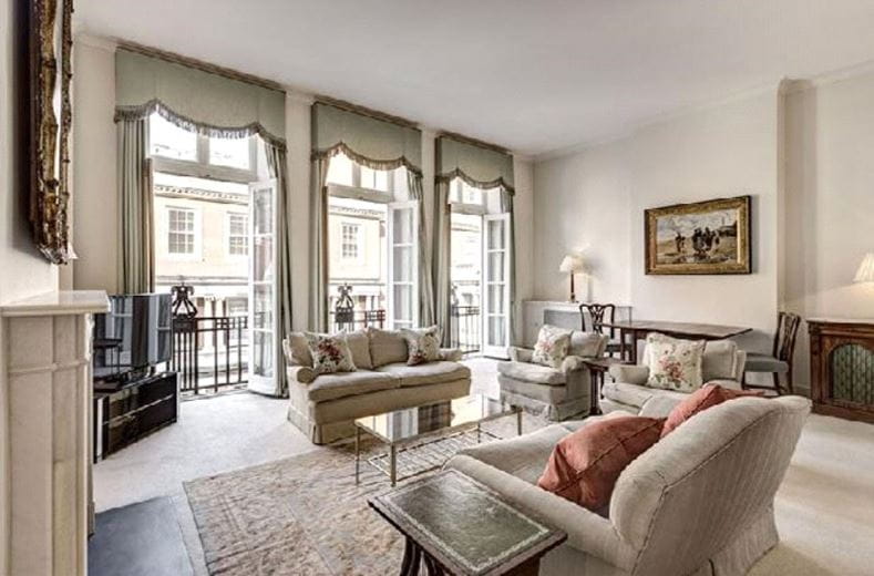 2 bedroom flat, Balfour Place, Mayfair W1K - Available