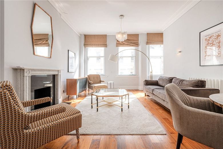1 bedroom flat, Pall Mall, St James`s SW1Y - Available