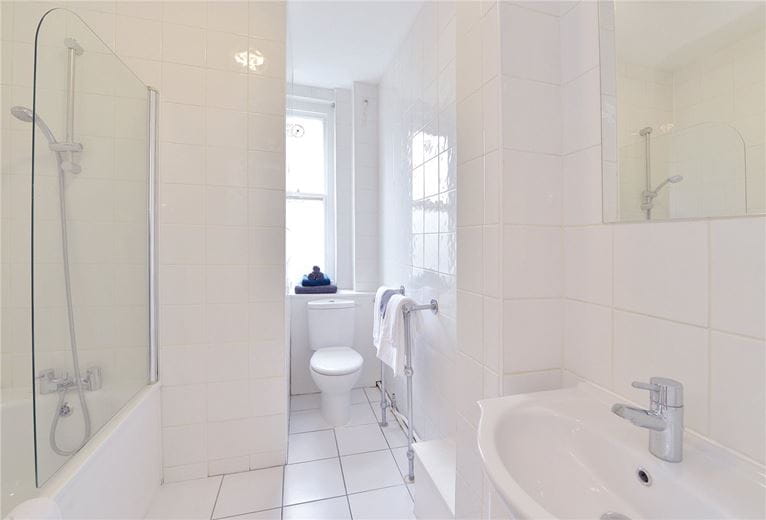 1 bedroom flat, Hill Street, Mayfair W1J - Available