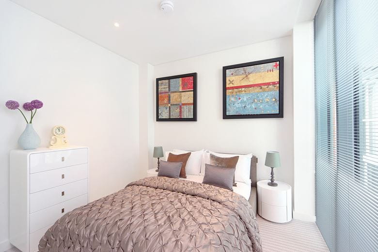 1 bedroom flat, Bedford Street, Covent Garden WC2E