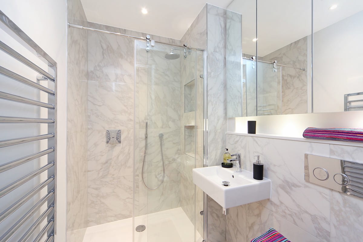 1 bedroom flat, Bedford Street, Covent Garden WC2E