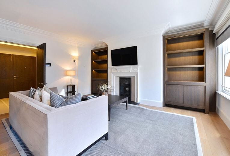1 bedroom flat, Duke Street, Mayfair W1K - Available