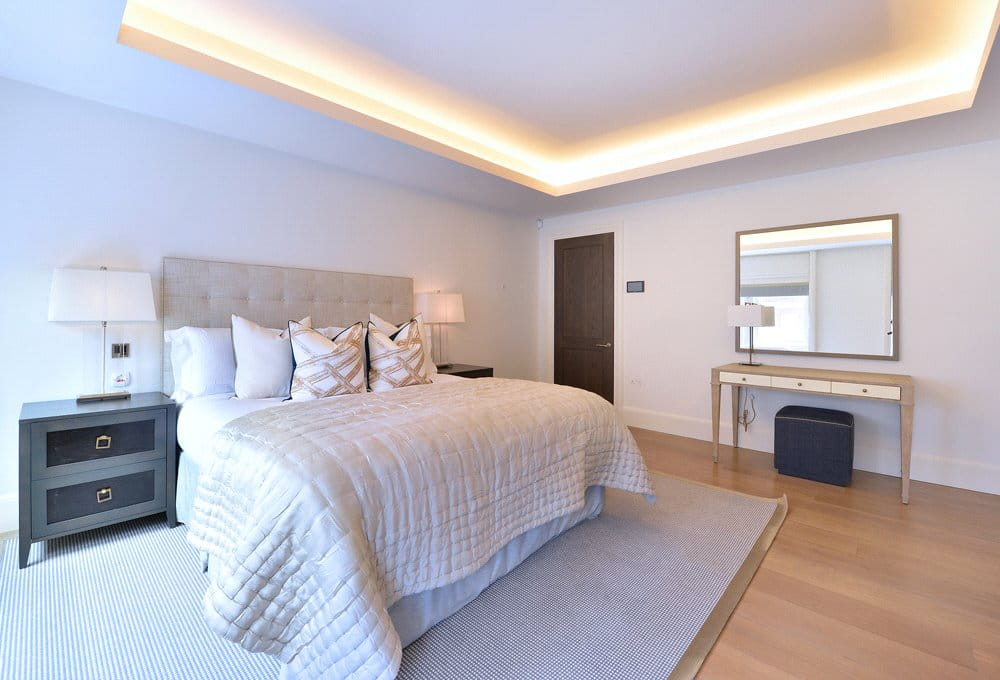 1 bedroom flat, Duke Street, Mayfair W1K - Available