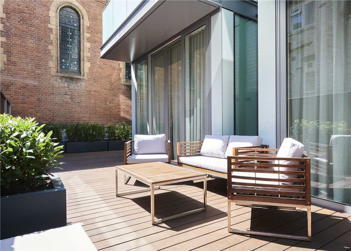 3 bedroom flat, Duke Street, Mayfair W1K - Available