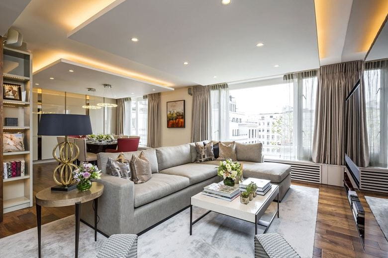 2 bedroom flat, Bourdon Street, Mayfair W1K - Available