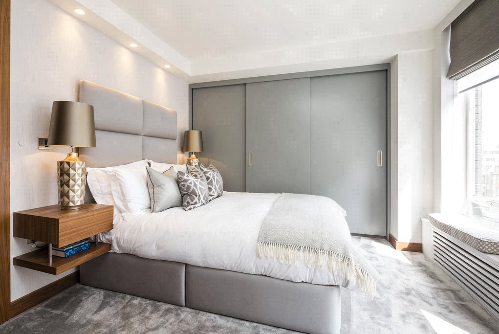 2 bedroom flat, Bourdon Street, Mayfair W1K - Available