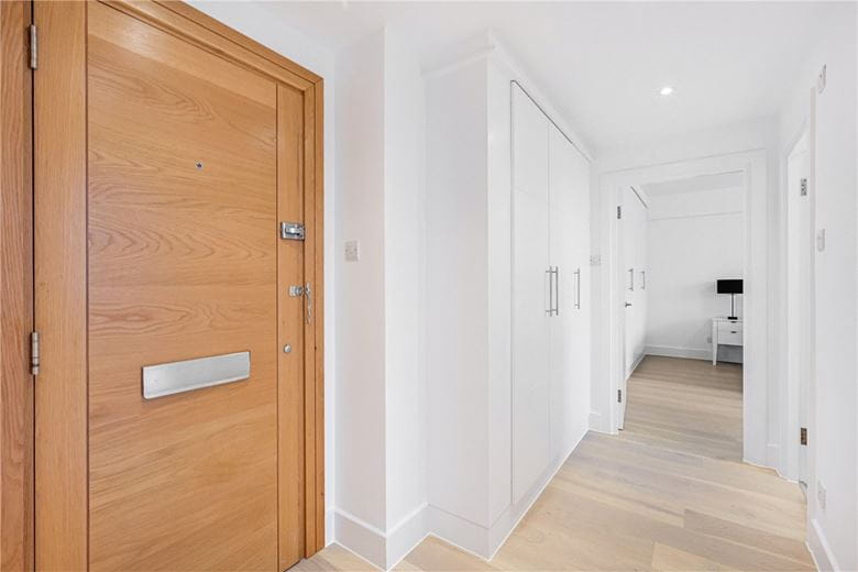 1 bedroom , Richmond Court, 200 Sloane Street SW1X - Available