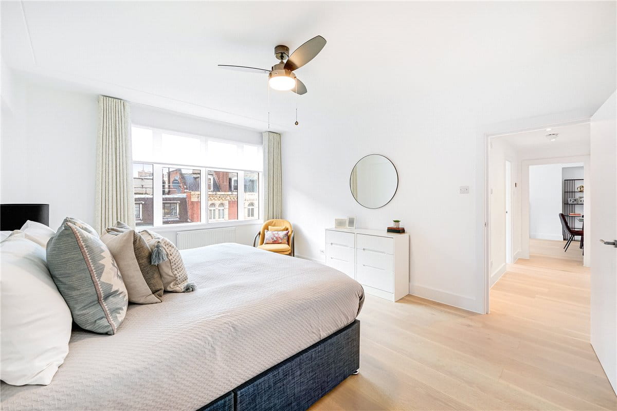 1 bedroom , Richmond Court, 200 Sloane Street SW1X - Available