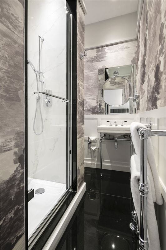 3 bedroom flat, North Audley Street, London W1K - Available