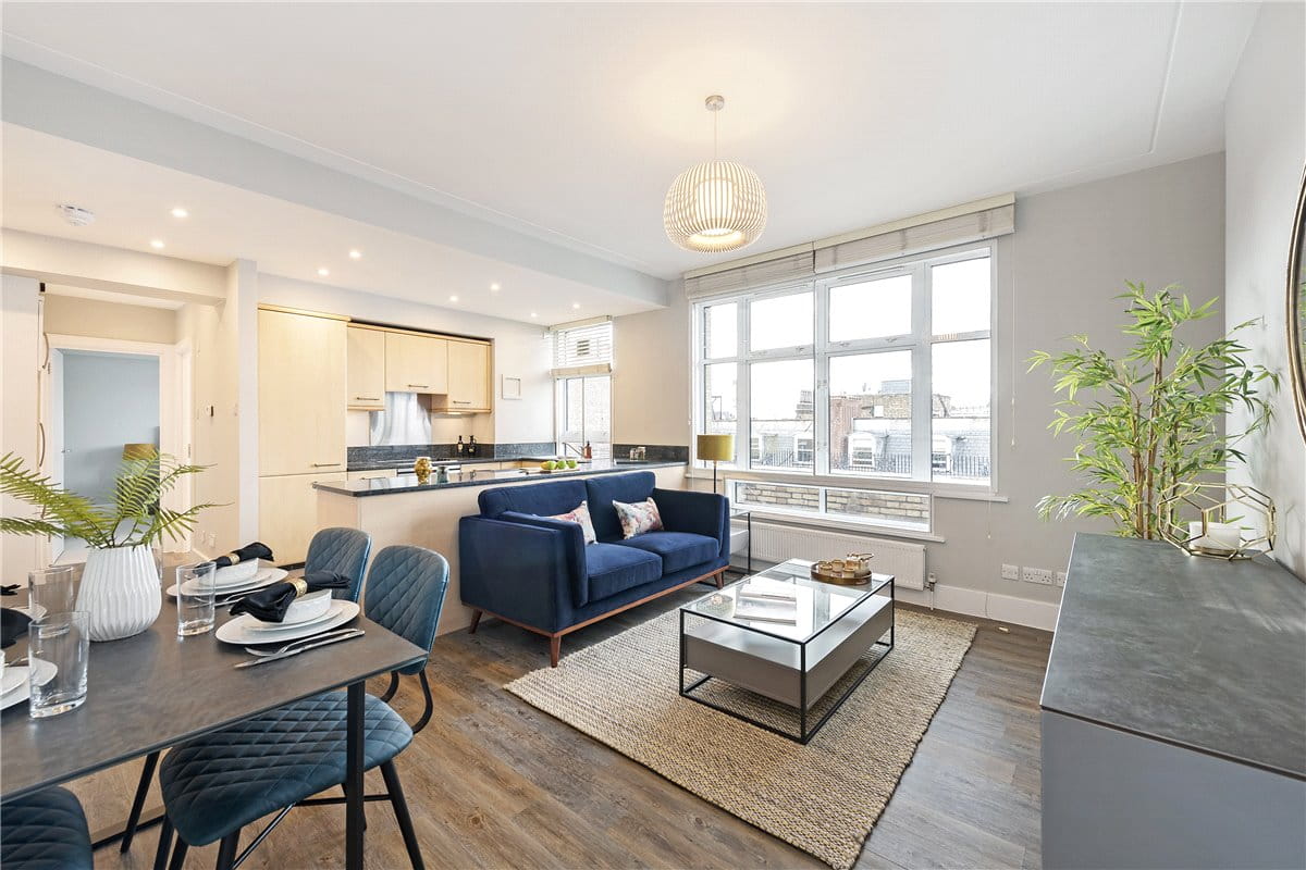 1 bedroom flat, Sloane Street, London SW1X - Available