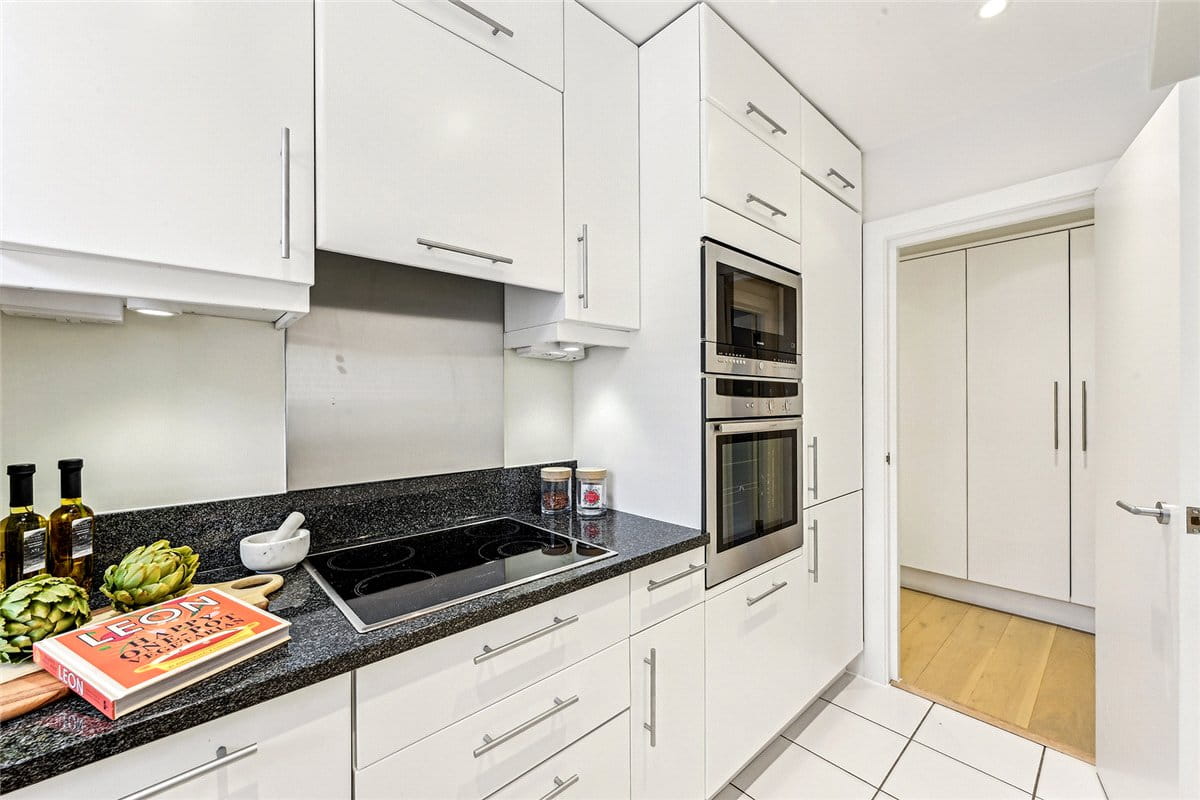 1 bedroom , Richmond Court, 200 Sloane Street SW1X - Available