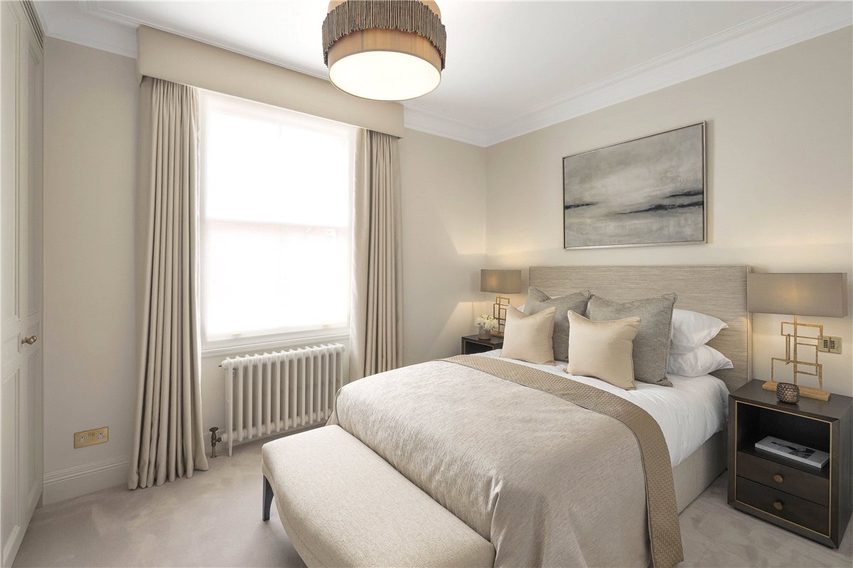 8 bedroom house, Mount Street, Mayfair W1K - Available