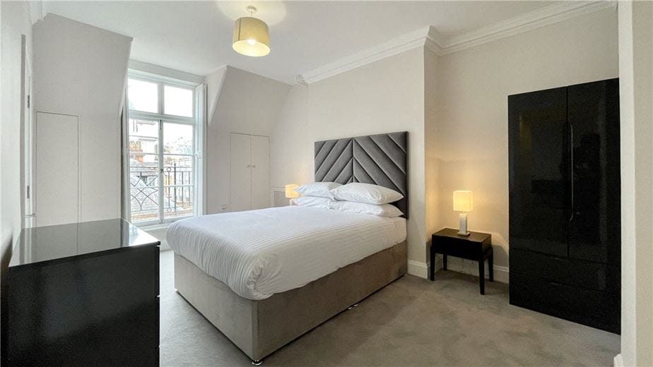 1 bedroom flat, Bury Street, St James's SW1Y - Available